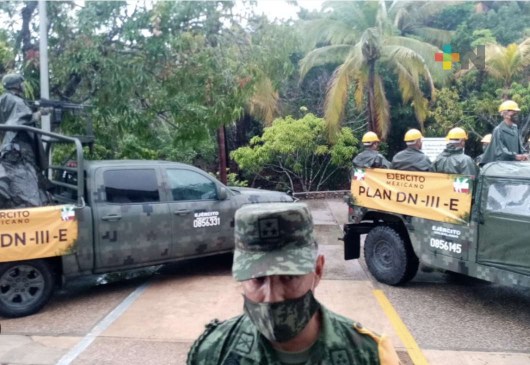 25 mil elementos de Fuerzas Armadas  auxilian a guerrerenses por tormenta tropical John